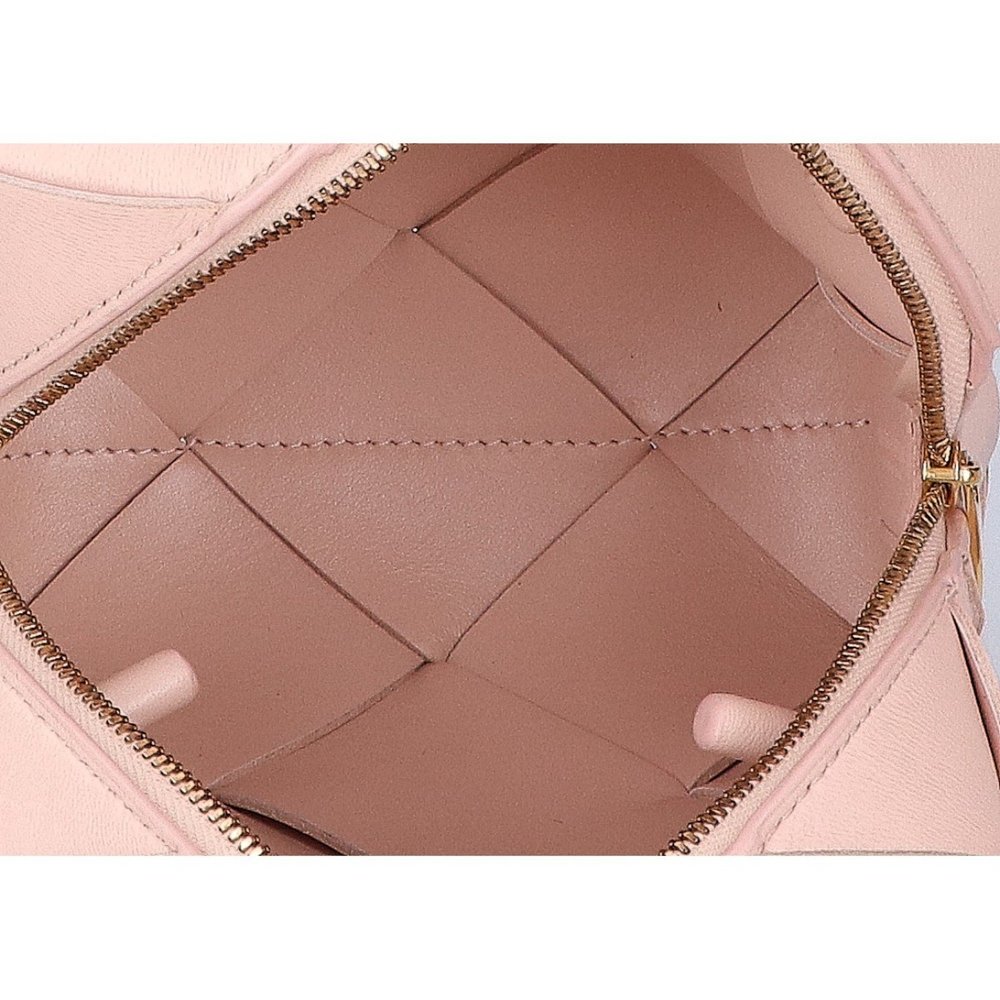 BOTTEGA VENETA 701915 VCQC2 Maxi Intrecciato Mini Cassette Camera Bag Shoulde... - Picture 6 of 7